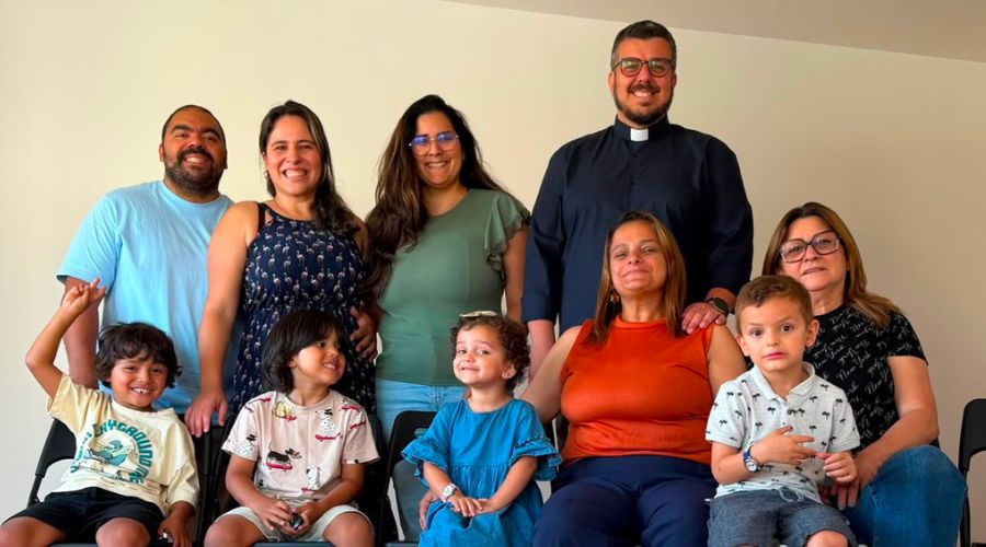 Primeiro culto nas novas instalações 